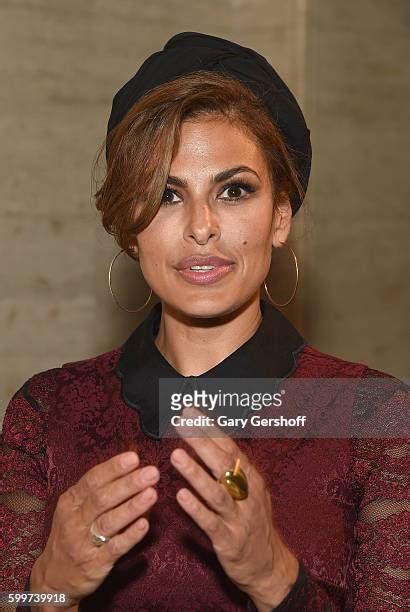 hot photos of eva mendes|5,226 Eva Mendes Poses Stock Photos & High.